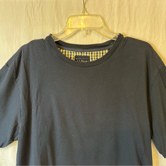 2/$20 🤩 L.L.Bean Navy Short Sleeve Tee Shirt Size Large L - Picture 2 of 4